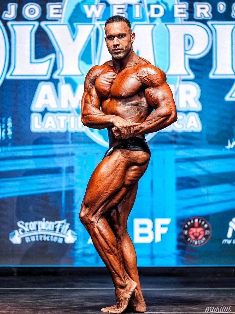 Roberto sul palco — Santo Domingo Latino America